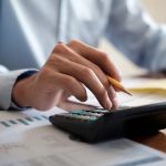 W jaki sposób efektywnie urządzić przydomowy teren? Szczegółowy przewodnik dla entuzjastów zieleni